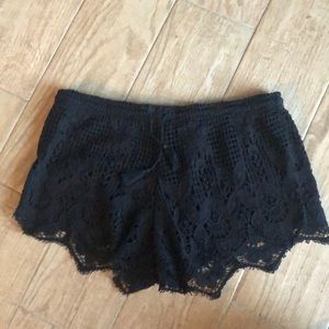 Express crochet shorts NWOT size Small